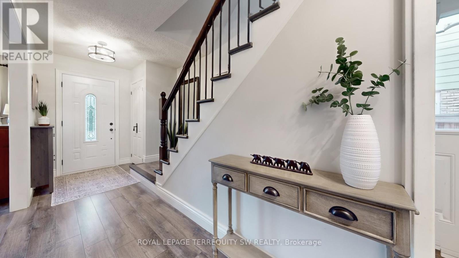 12 Newby Court, Brampton, ON - Indoor Photo Showing Other Room