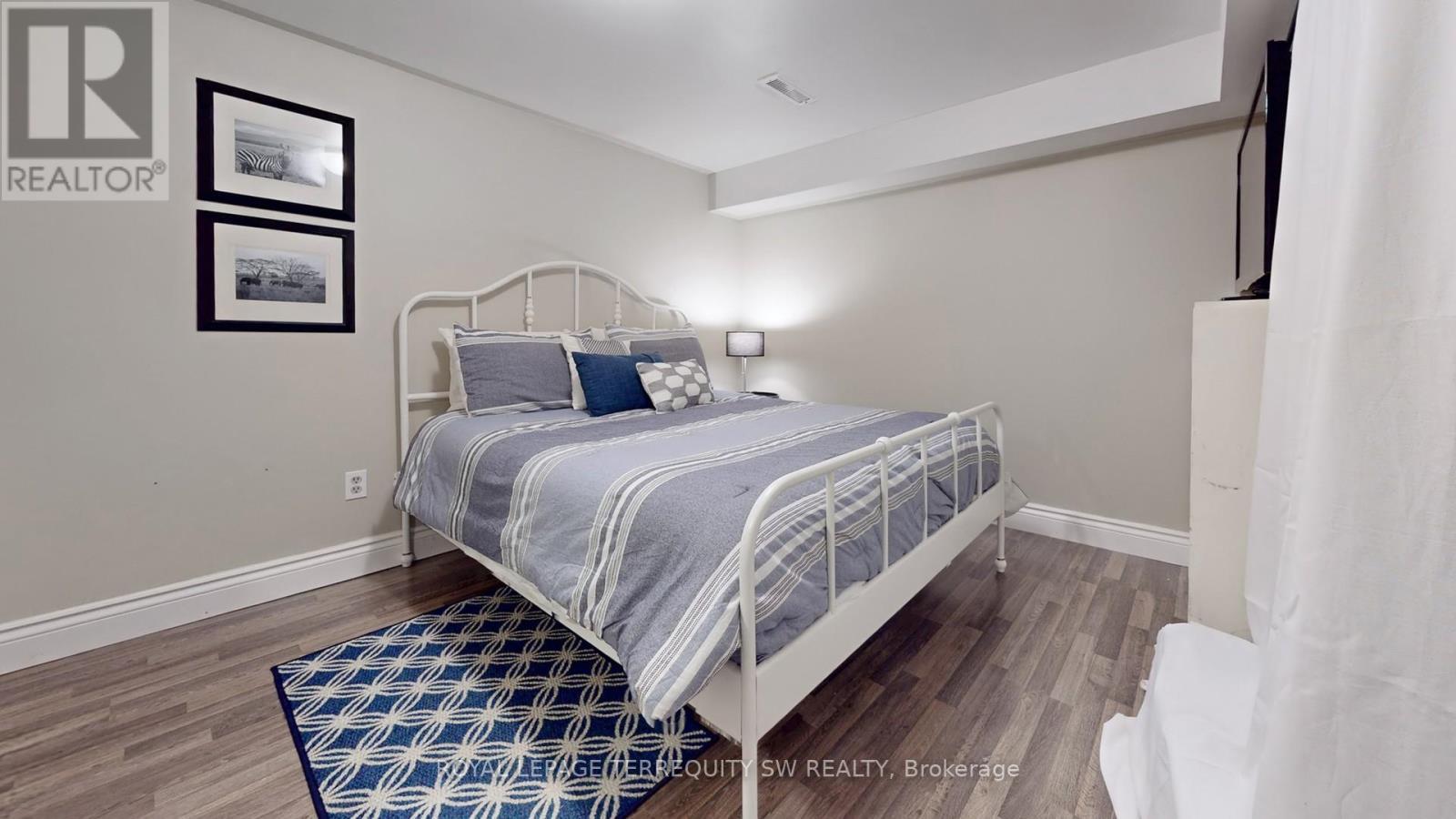 12 Newby Court, Brampton, ON - Indoor Photo Showing Bedroom