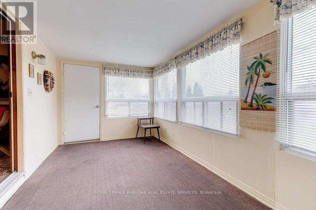 114 Second Road E, Hamilton, ON - Indoor Photo Showing Other Room