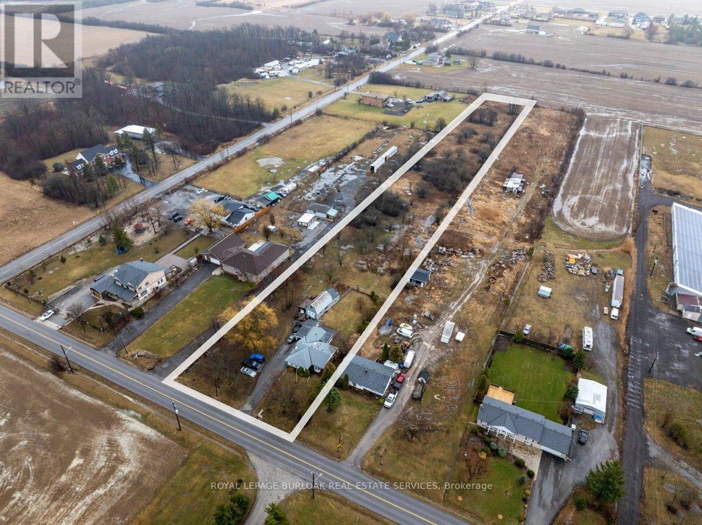 114 Second Road E, Hamilton, ON -