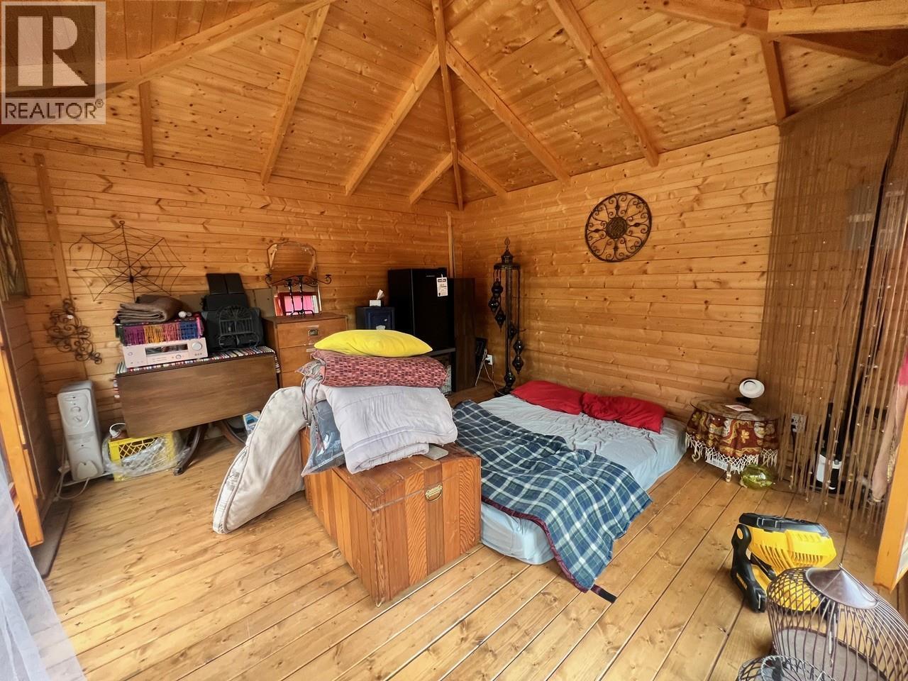 5251 Webster Street, Hedley, BC