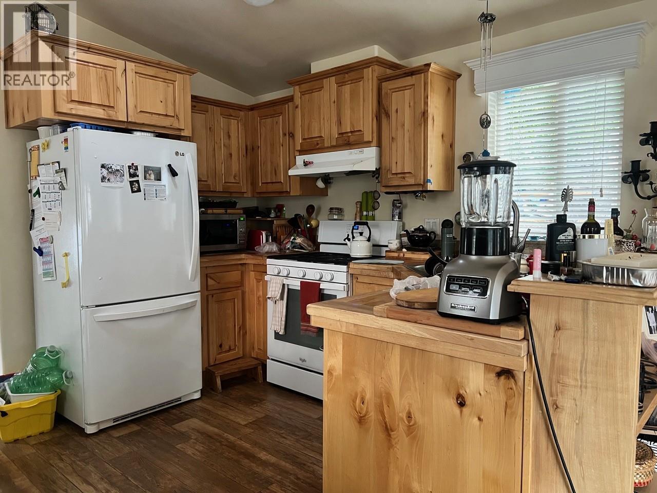 5251 Webster Street, Hedley, BC