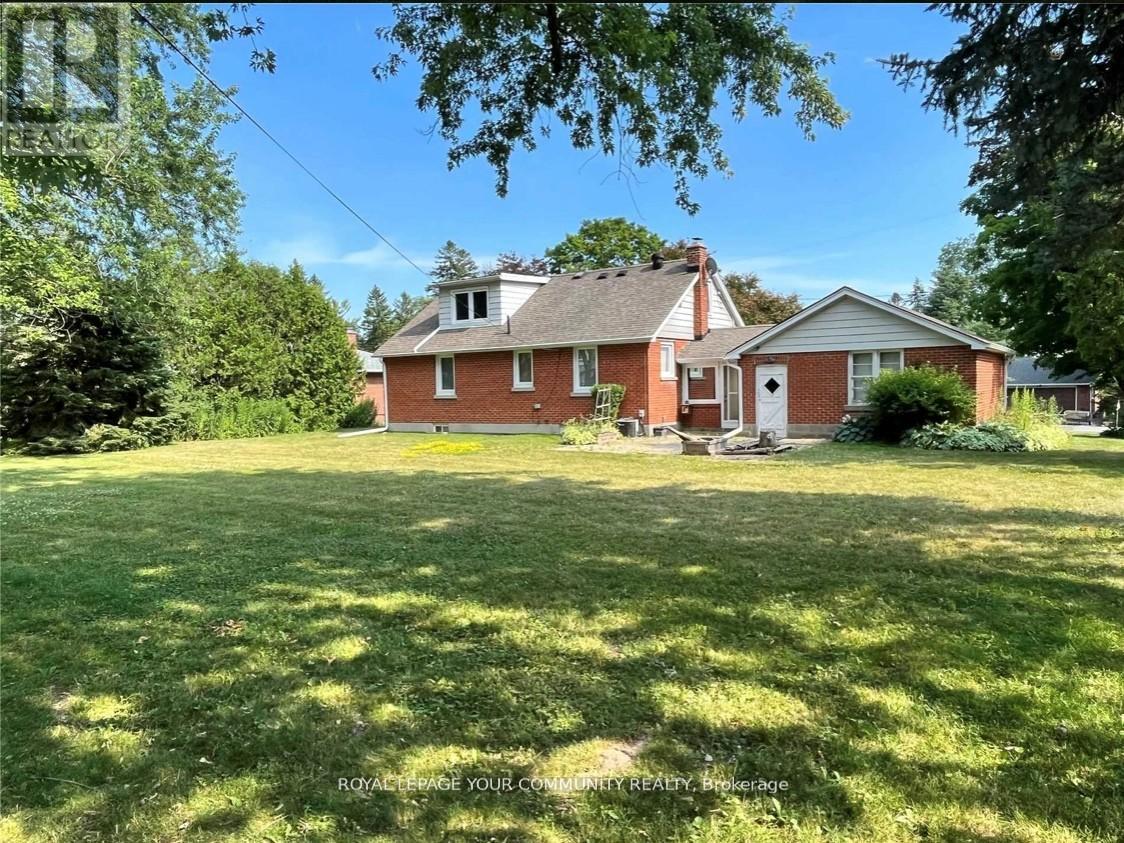 Upper - 134 James Street, King, ON - Outdoor