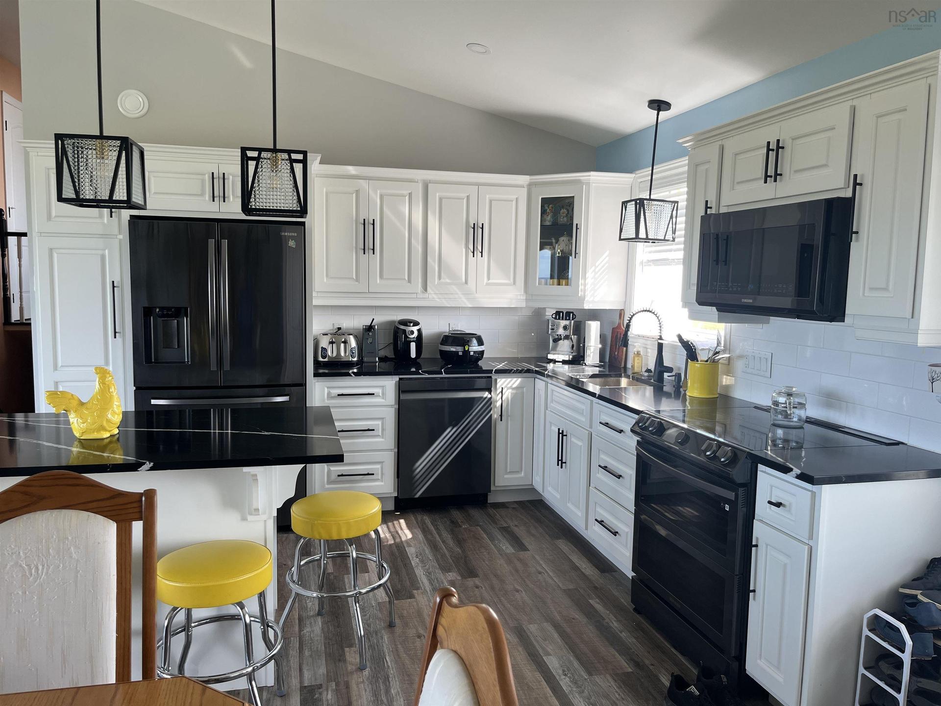 9 Khalsa Drive, Glace Bay, NS