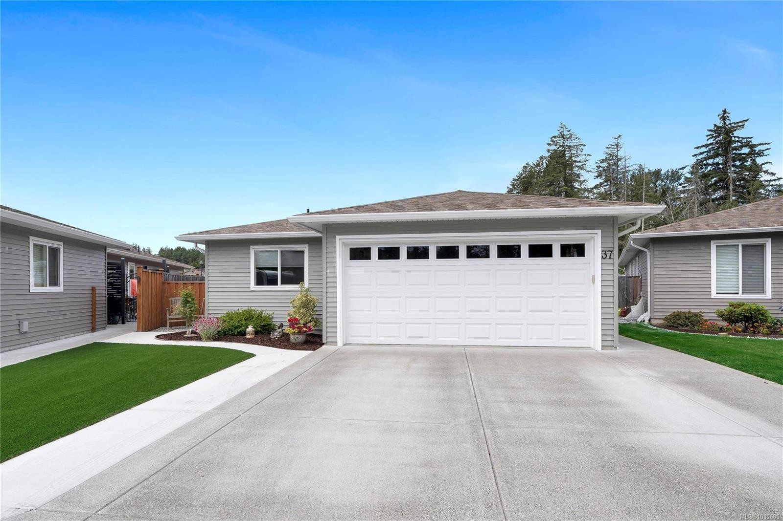 37-7586 Tetayut Rd, Central Saanich, BC