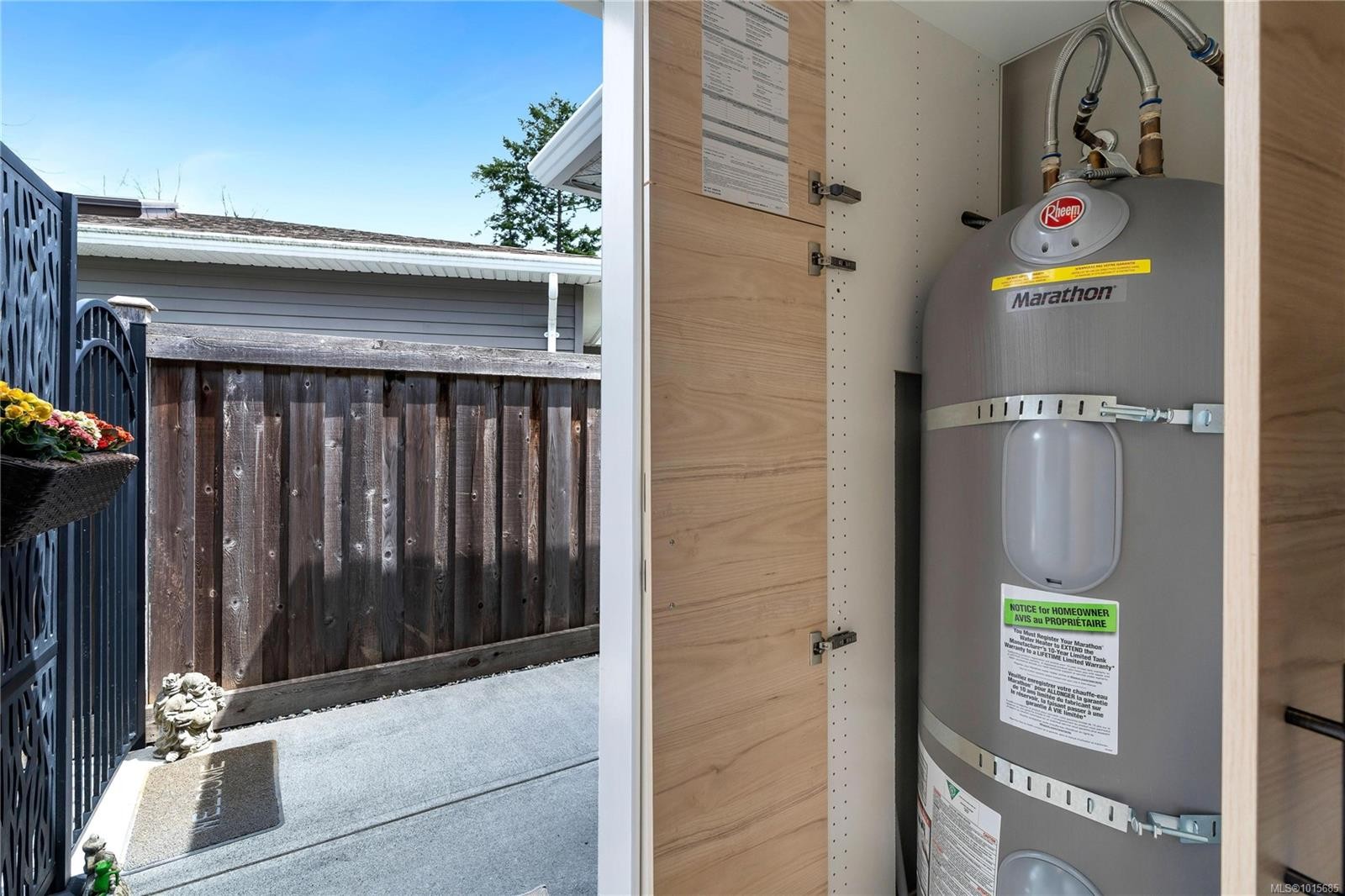 37-7586 Tetayut Rd, Central Saanich, BC