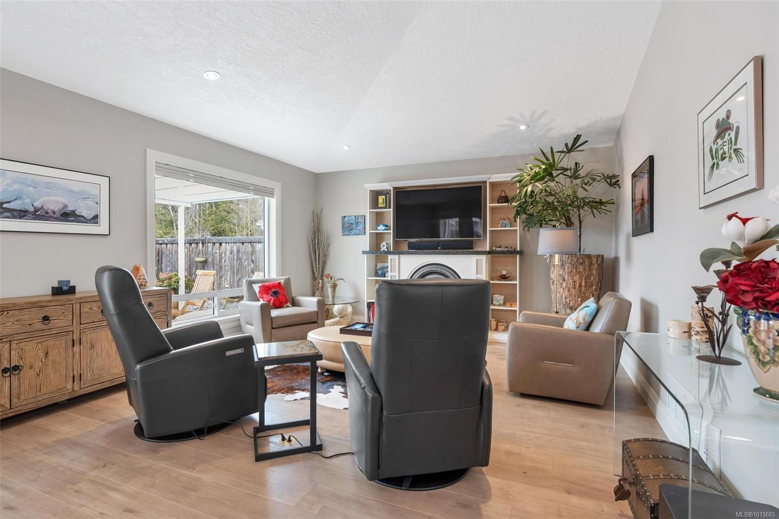 37-7586 Tetayut Rd, Central Saanich, BC