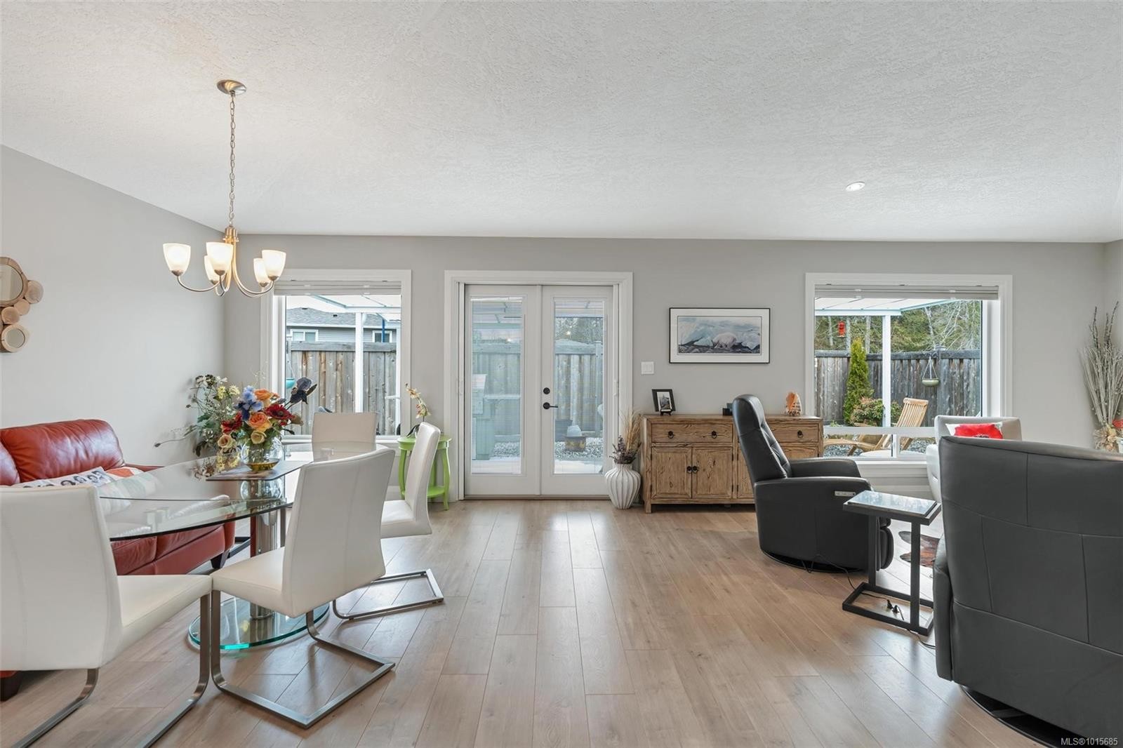 37-7586 Tetayut Rd, Central Saanich, BC