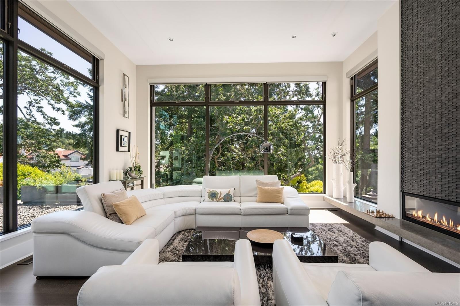 3724 Arbutus Ridge, Saanich, BC