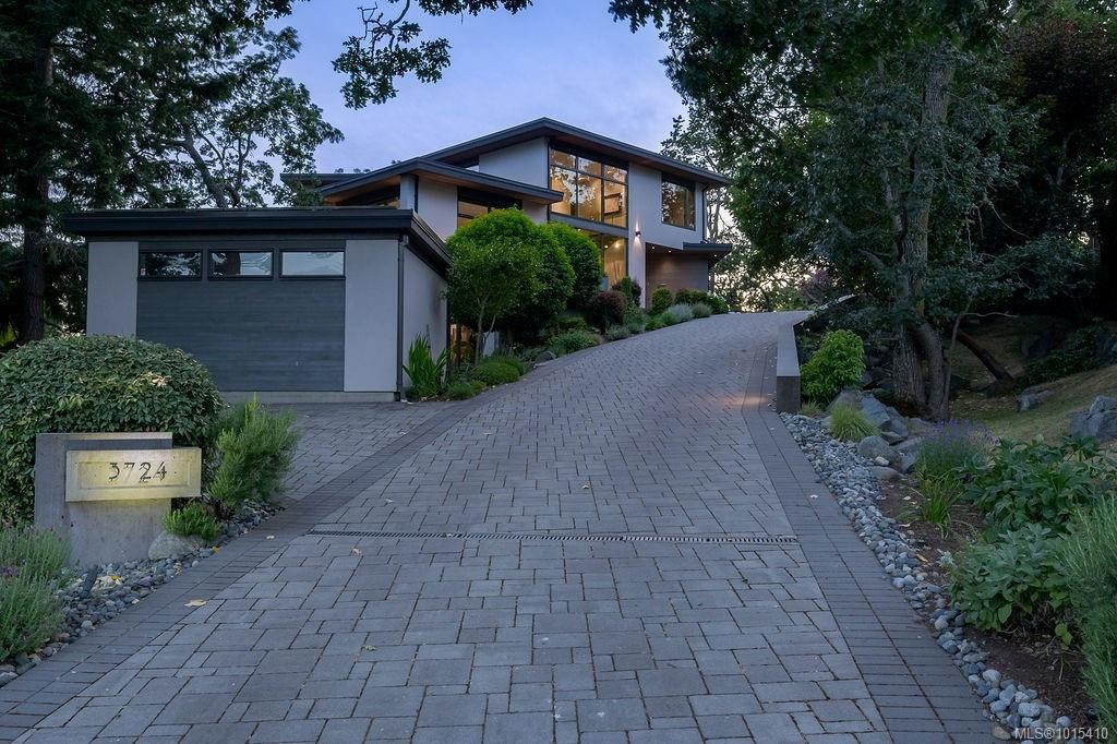 3724 Arbutus Ridge, Saanich, BC