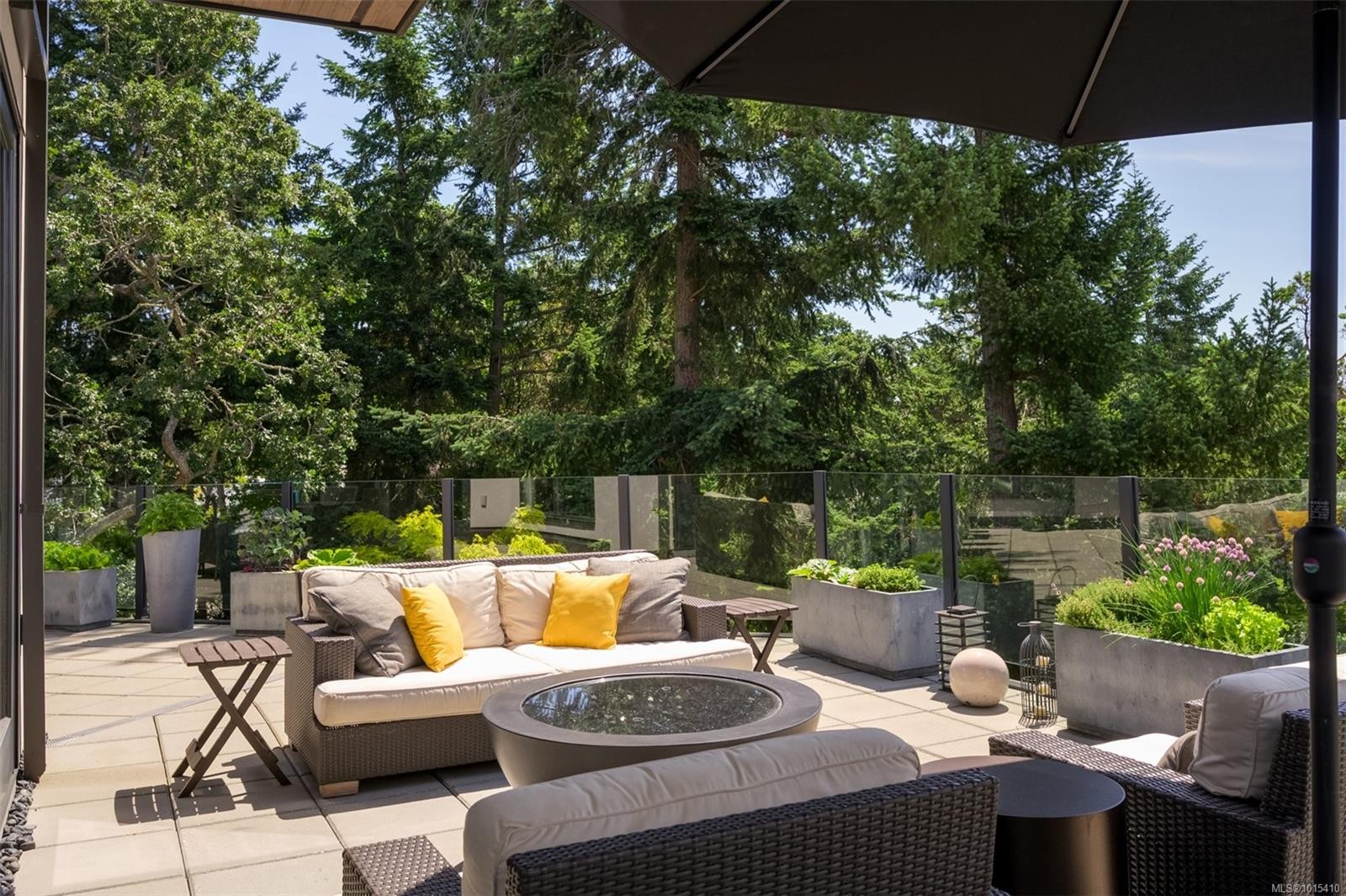 3724 Arbutus Ridge, Saanich, BC