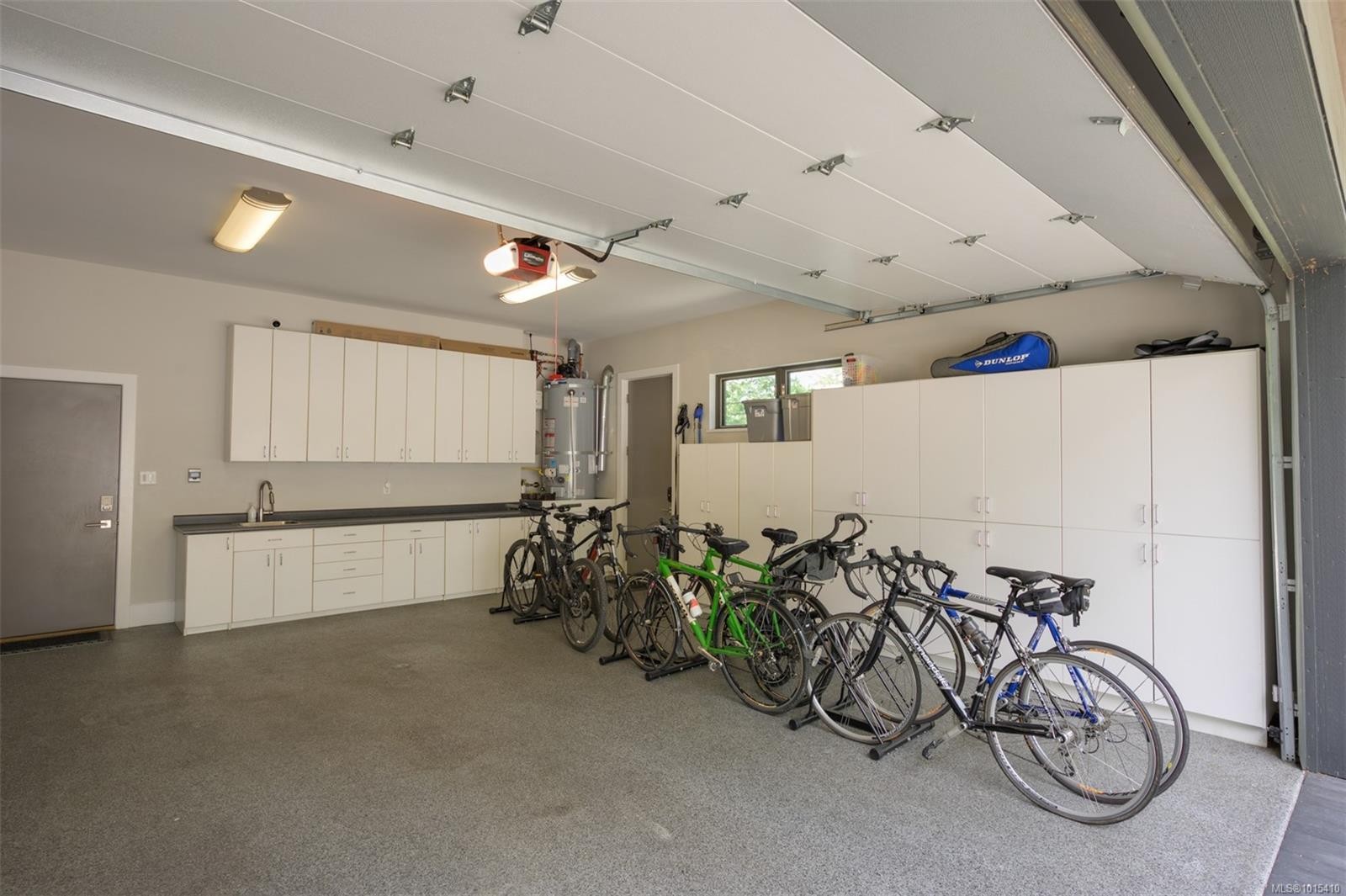 3724 Arbutus Ridge, Saanich, BC