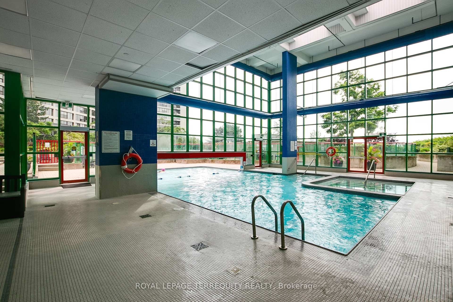 2707-77 Harbour Square, Toronto, ON - Indoor Photo Showing Other Room