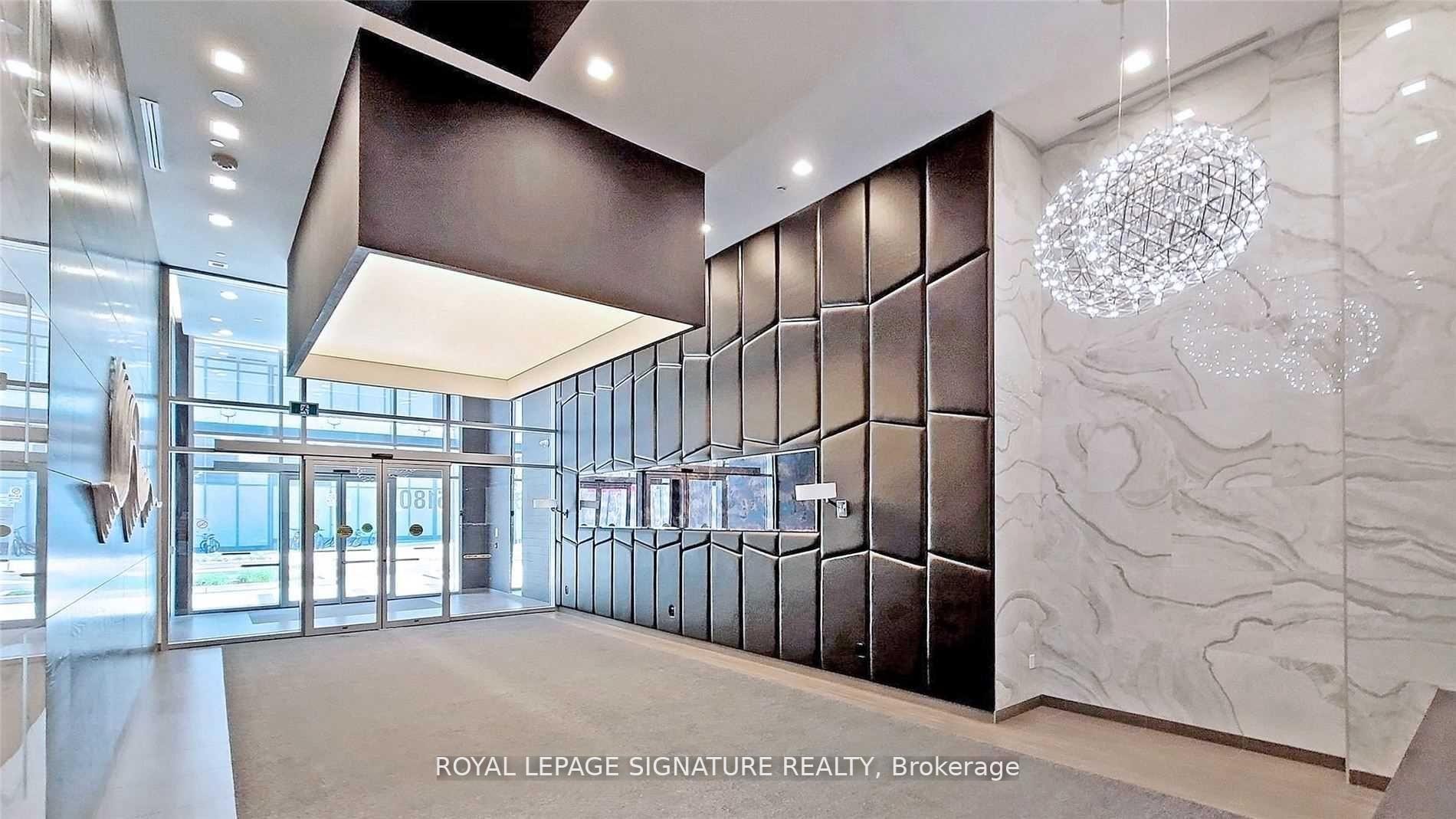 Uph03-5180 Yonge Street, Toronto, ON - Indoor Photo Showing Other Room