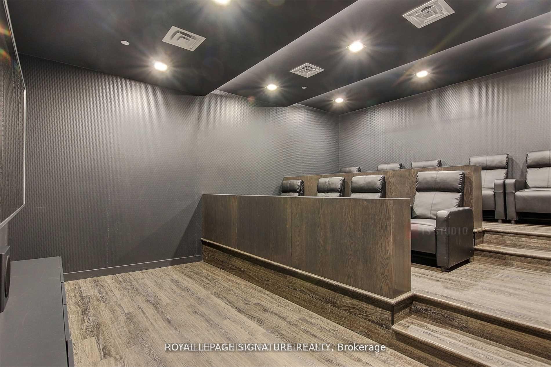 Uph03-5180 Yonge Street, Toronto, ON - Indoor Photo Showing Other Room