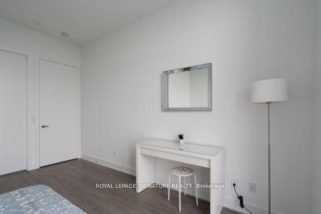 Uph03-5180 Yonge Street, Toronto, ON - Indoor Photo Showing Bedroom