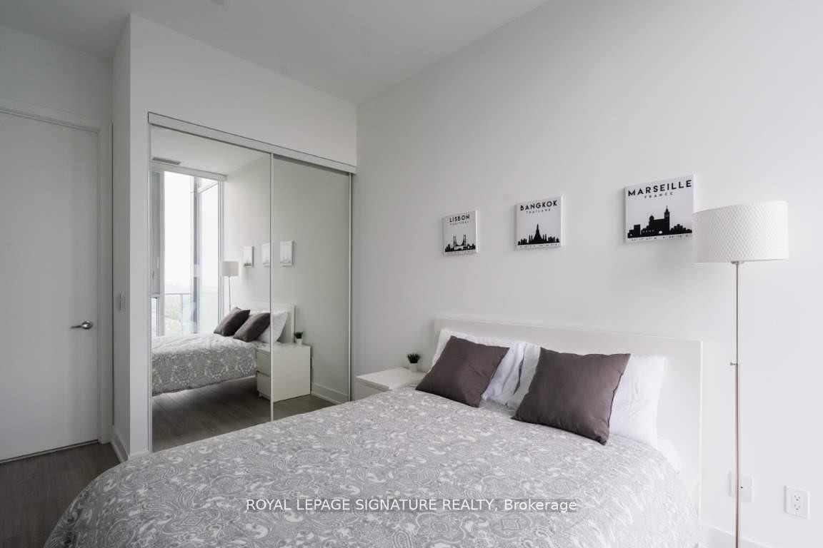 Uph03-5180 Yonge Street, Toronto, ON - Indoor Photo Showing Bedroom