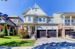 18 Northglen Boulevard Clarington, ON L1C 0N7