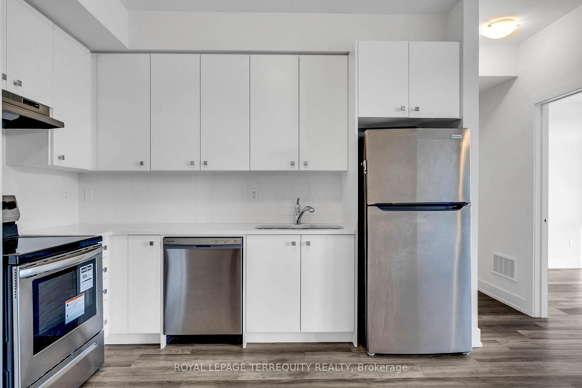 9-12860 Yonge Street, Richmond Hill, ON - Indoor Photo Showing Other Room