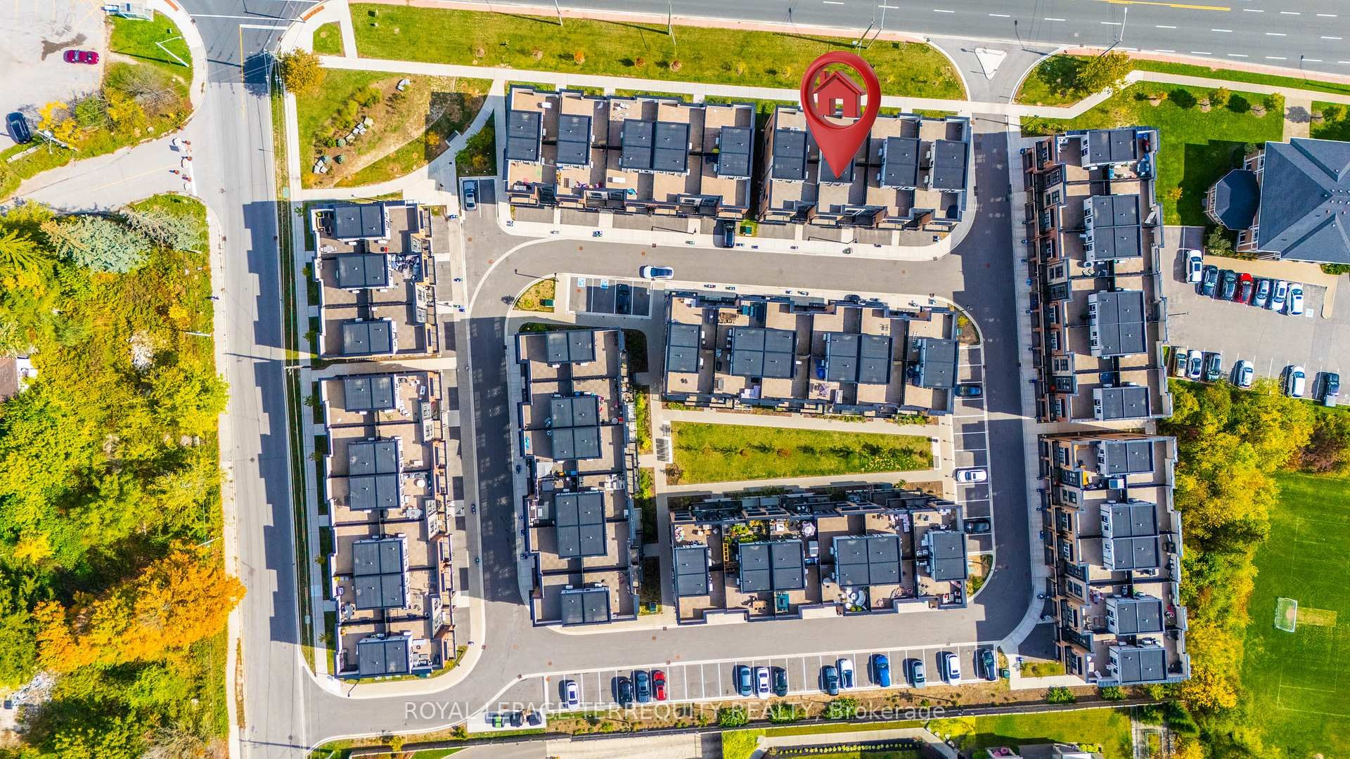 9-12860 Yonge Street, Richmond Hill, ON - Outdoor