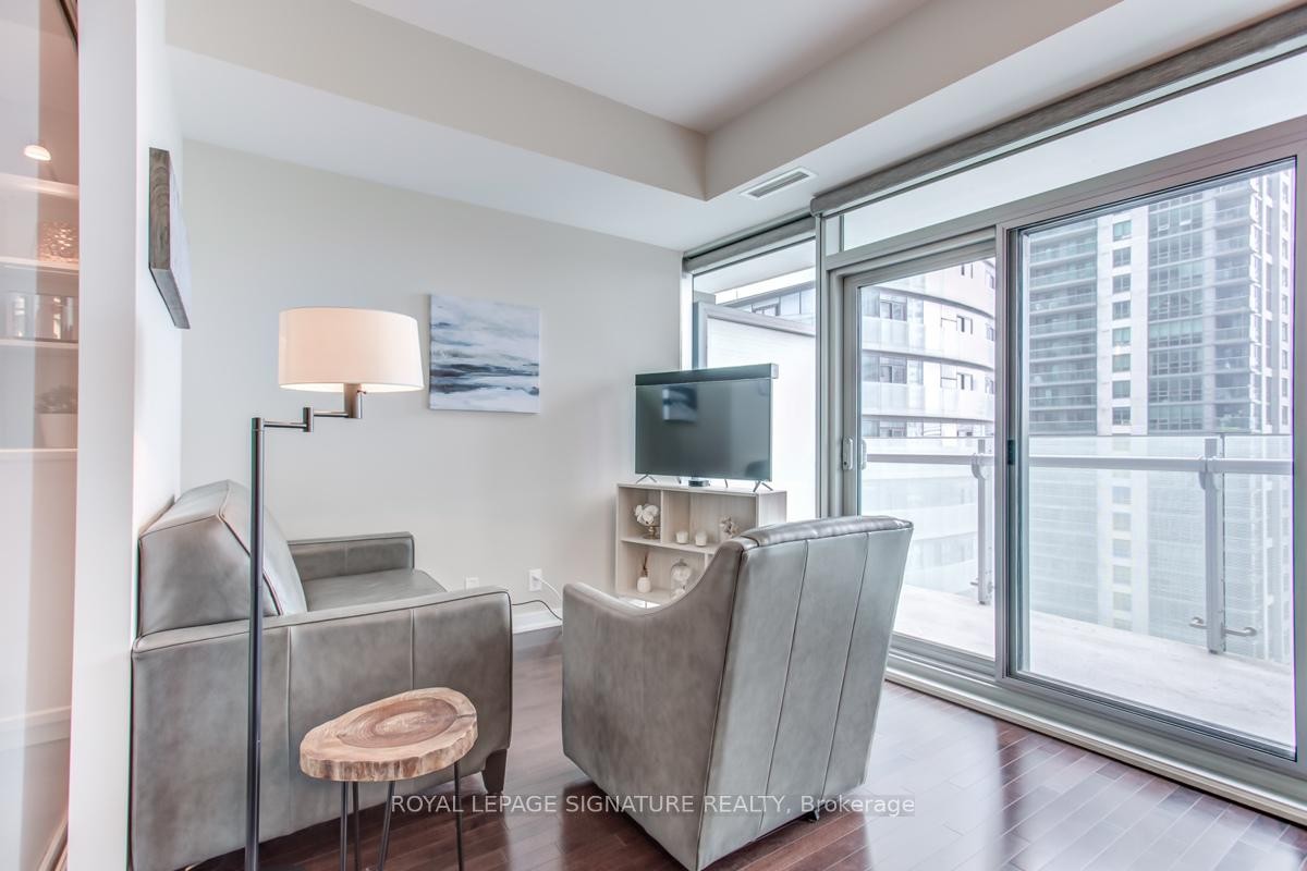 1507-14 York Street, Toronto, ON - Indoor Photo Showing Other Room