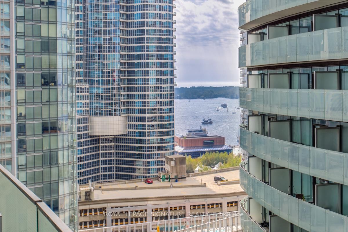 1507-14 York Street, Toronto, ON - Outdoor With Balcony