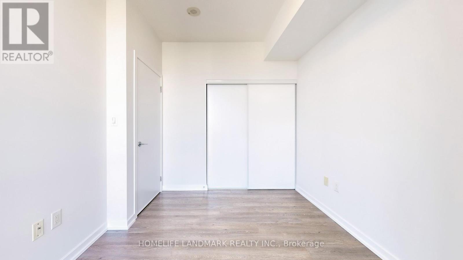 1208 - 66 Forest Manor Road, Toronto, ON - Indoor Photo Showing Other Room