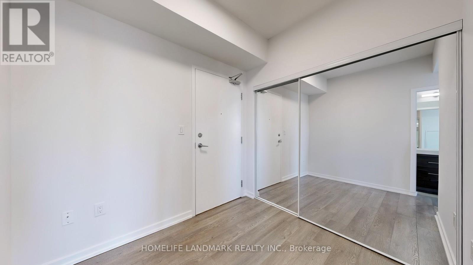 1208 - 66 Forest Manor Road, Toronto, ON - Indoor Photo Showing Other Room