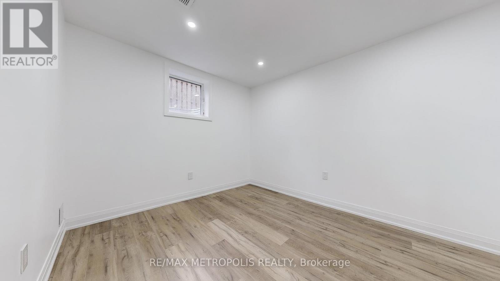 81 Sedgemount Drive, Toronto, ON - Indoor Photo Showing Other Room