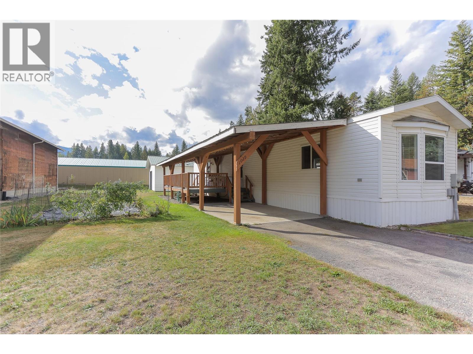 1029 Garden Road, South Slocan, BC