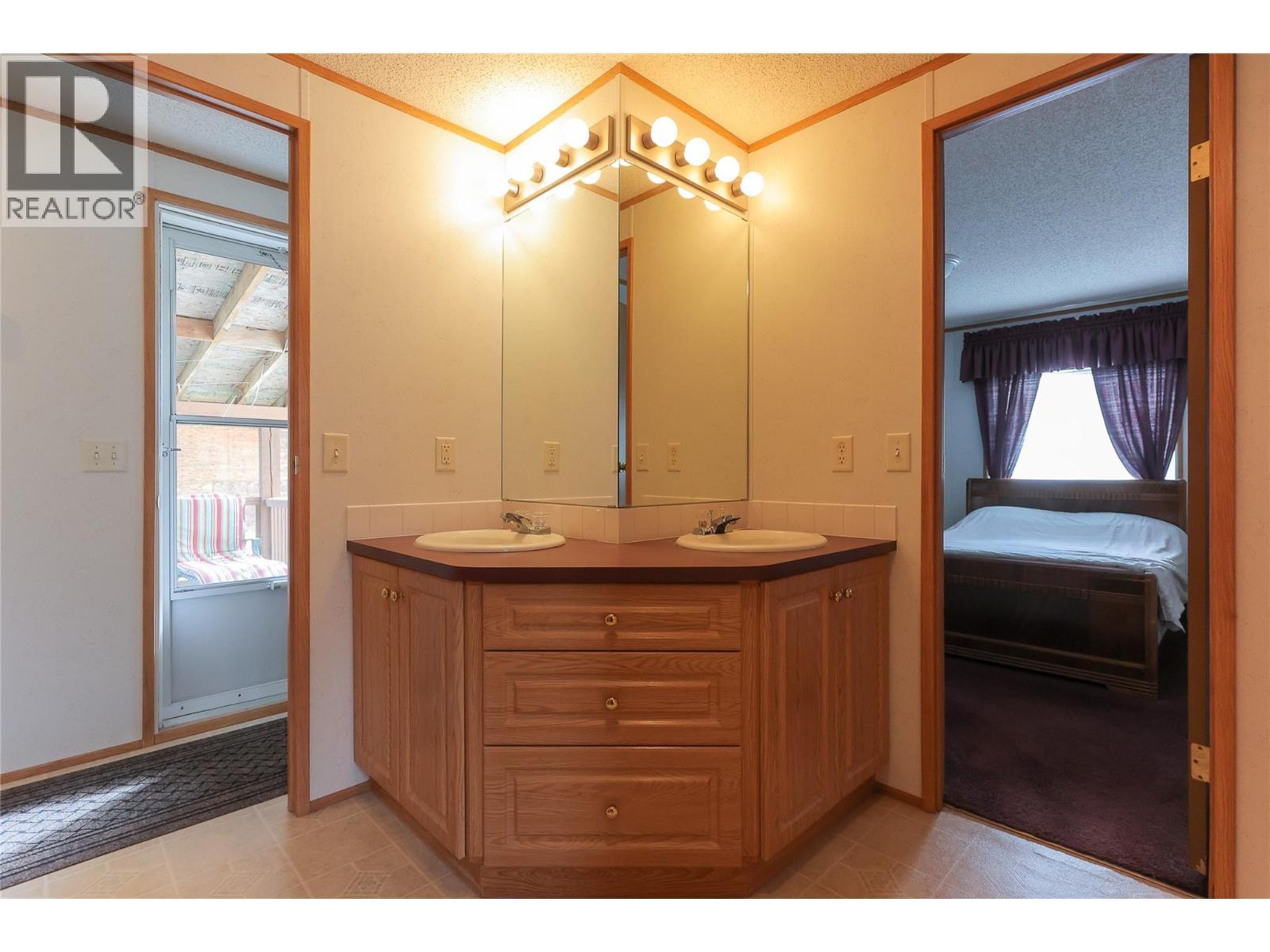 1029 Garden Road, South Slocan, BC