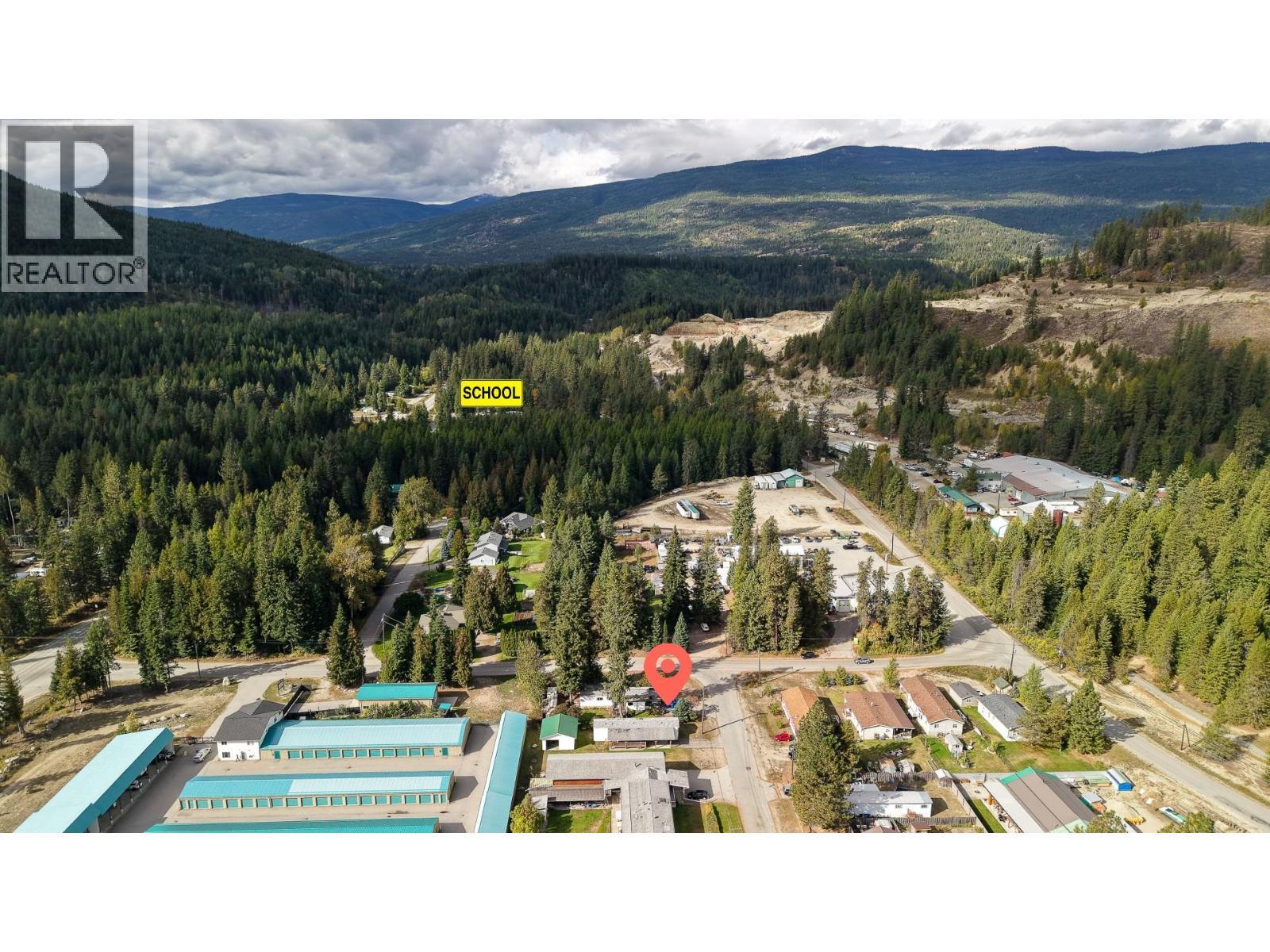 Day care & Elementary K-6 - 1029 Garden Road, South Slocan, BC