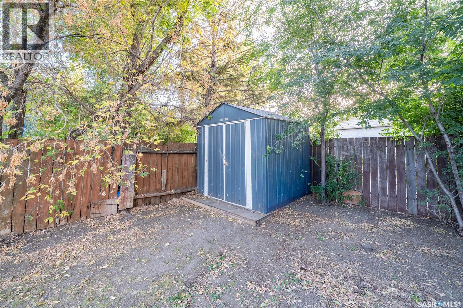 406 Royal Street, Regina, SK - Outdoor