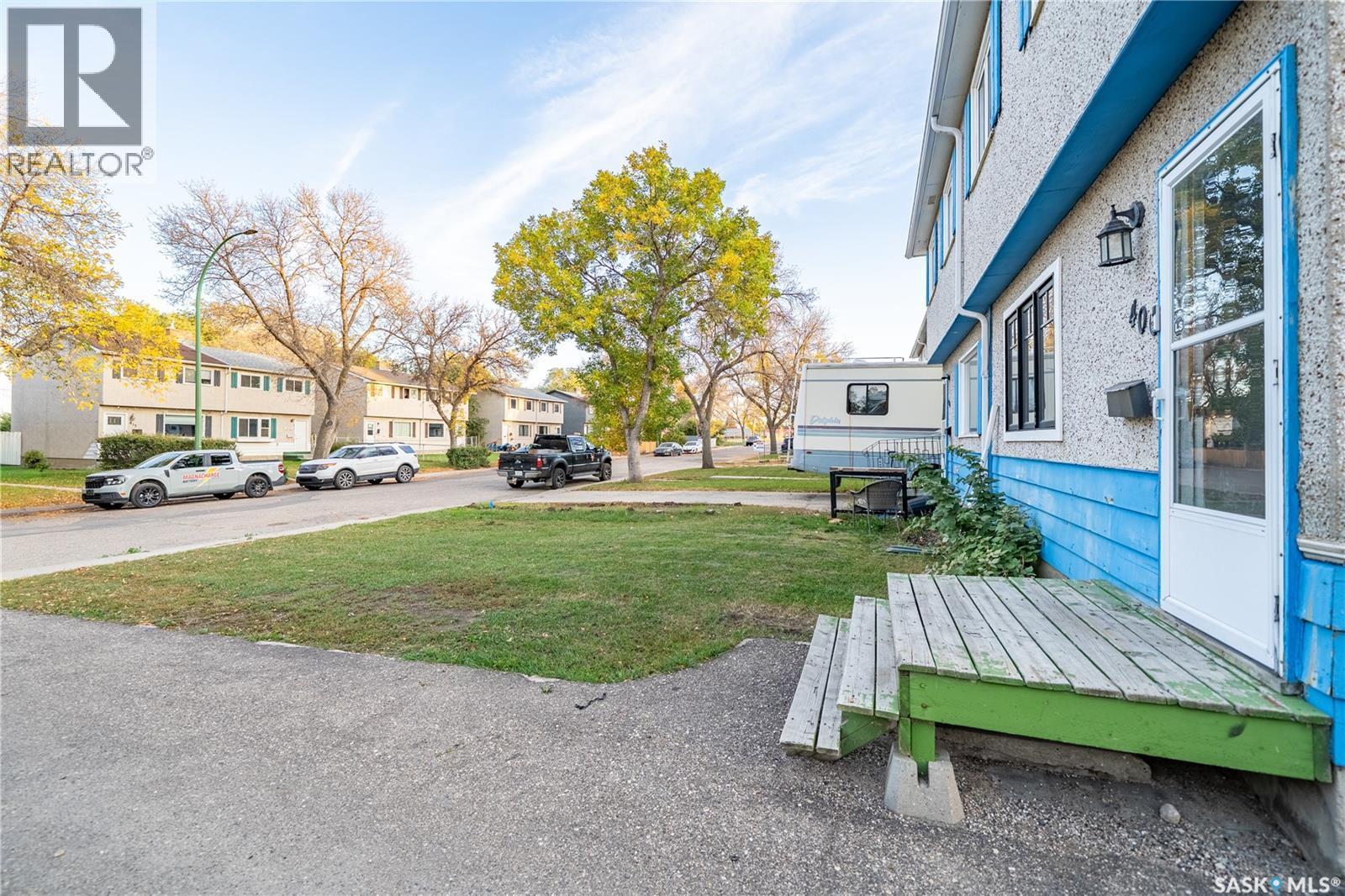406 Royal Street, Regina, SK - Outdoor