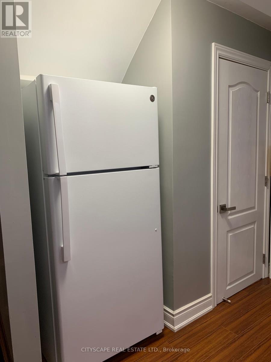 7122 Para Place, Mississauga, ON - Indoor