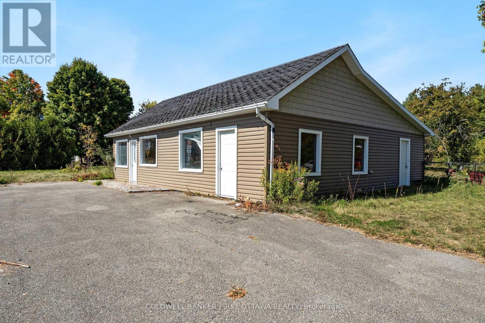 18318 Hwy 7 Highway, Tay Valley, ON