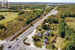 4 mins to Perth. 25 mins to Carleton Place -