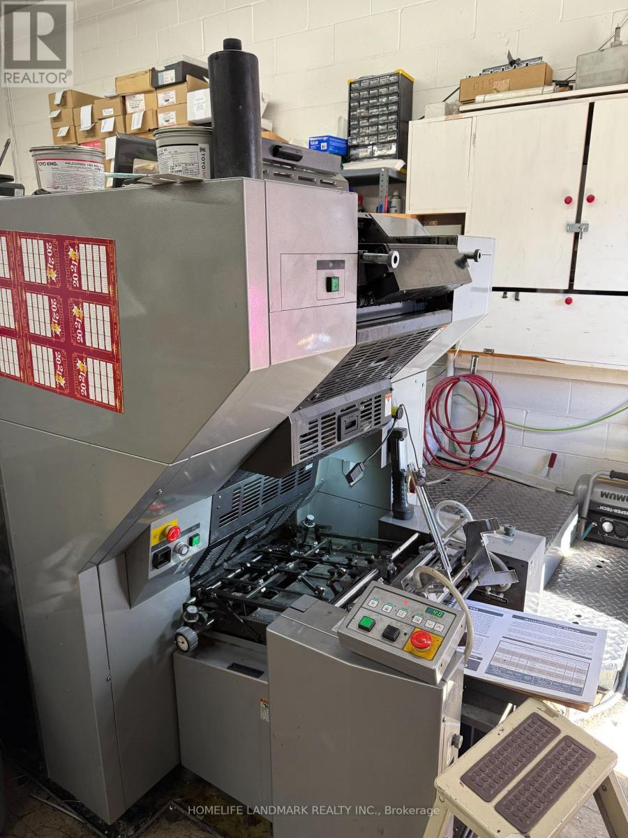 24 - 585 Middlefield Road, Toronto, ON