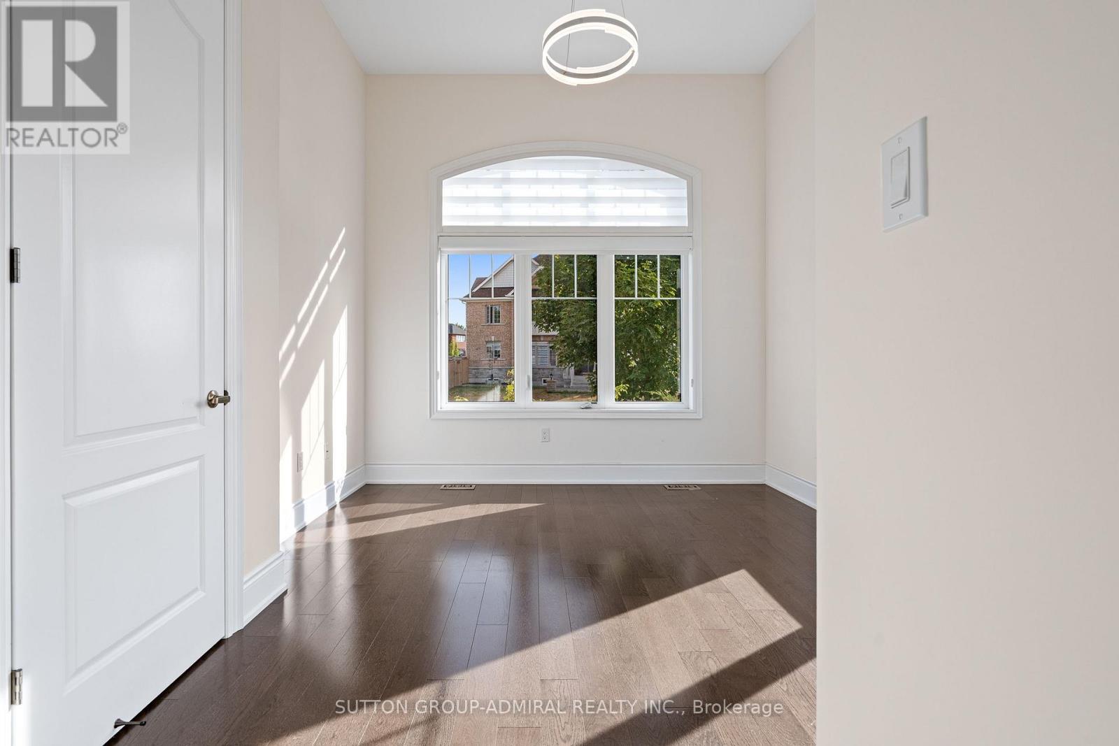 1 Redmond Crescent, Springwater, ON - Indoor Photo Showing Other Room