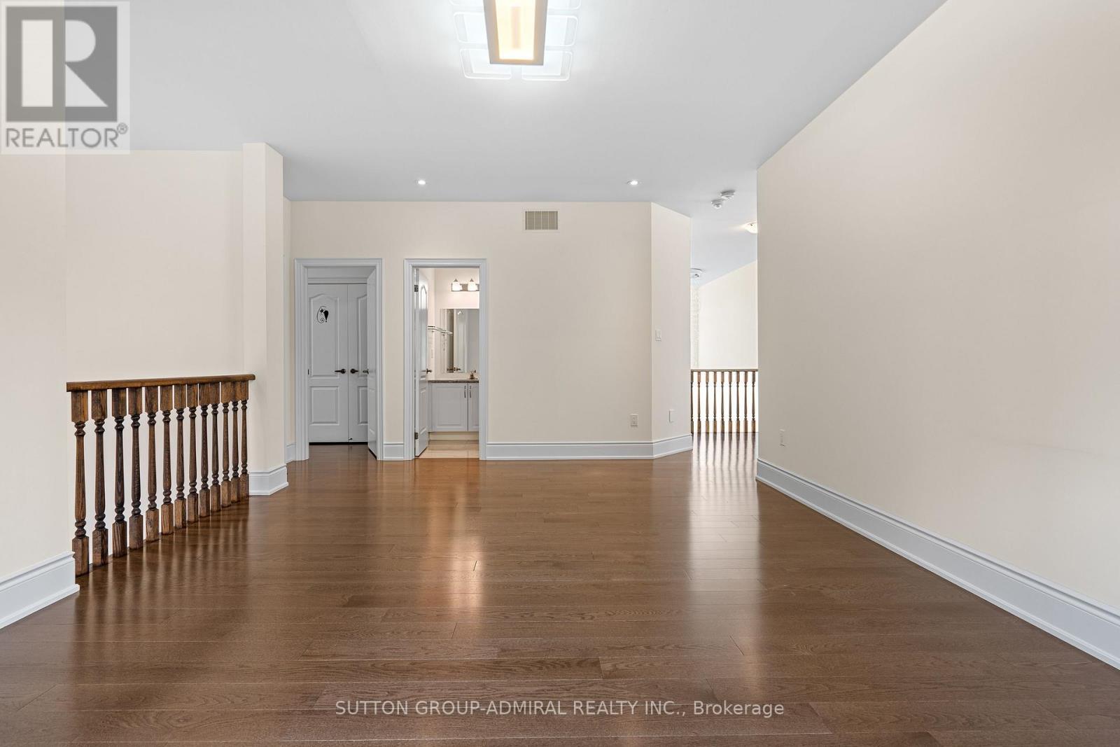 1 Redmond Crescent, Springwater, ON - Indoor Photo Showing Other Room