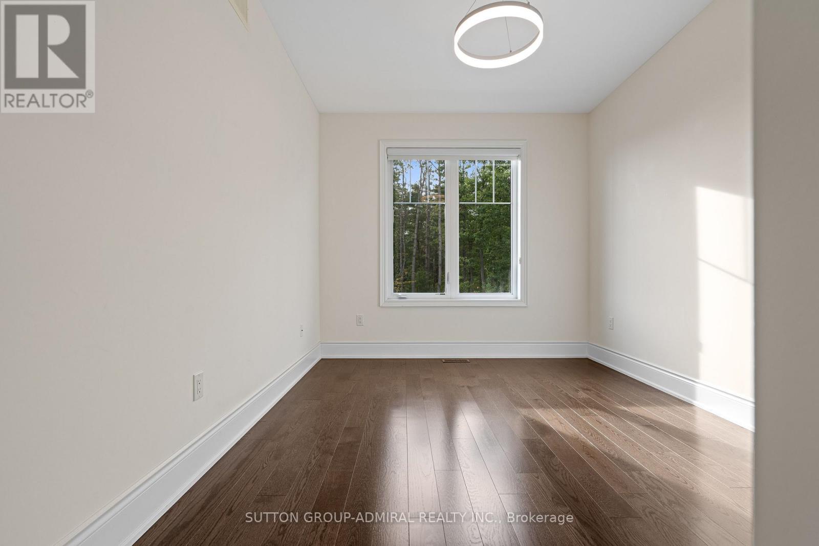 1 Redmond Crescent, Springwater, ON - Indoor Photo Showing Other Room