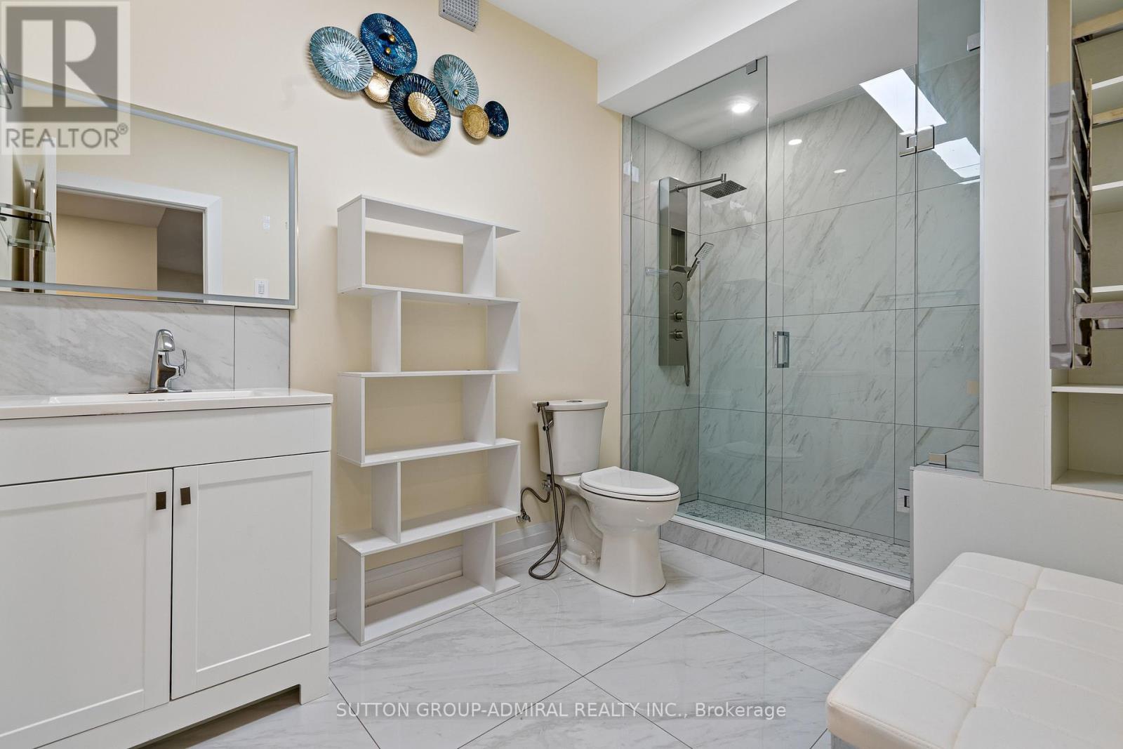 1 Redmond Crescent, Springwater, ON - Indoor Photo Showing Bathroom