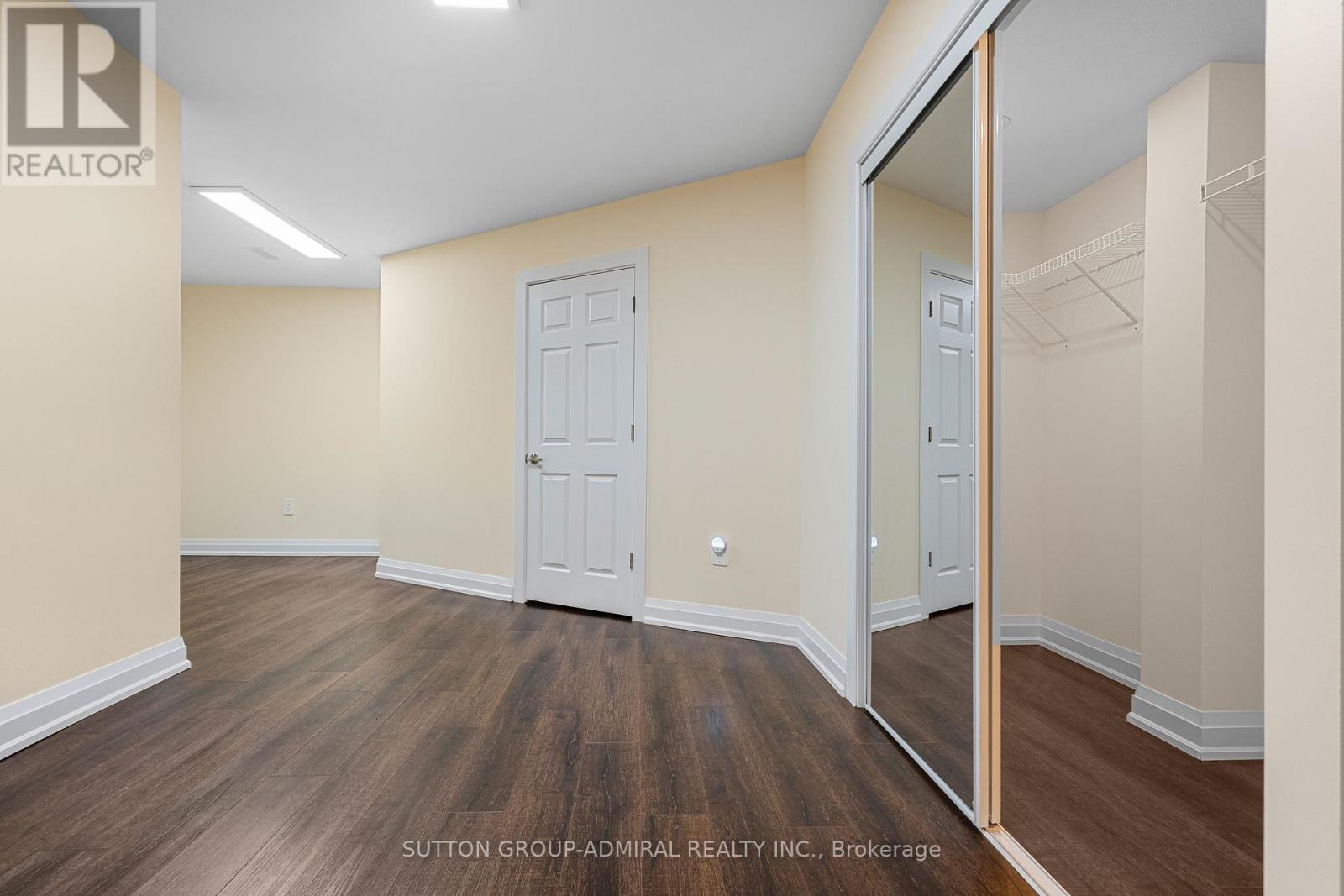 1 Redmond Crescent, Springwater, ON - Indoor Photo Showing Other Room