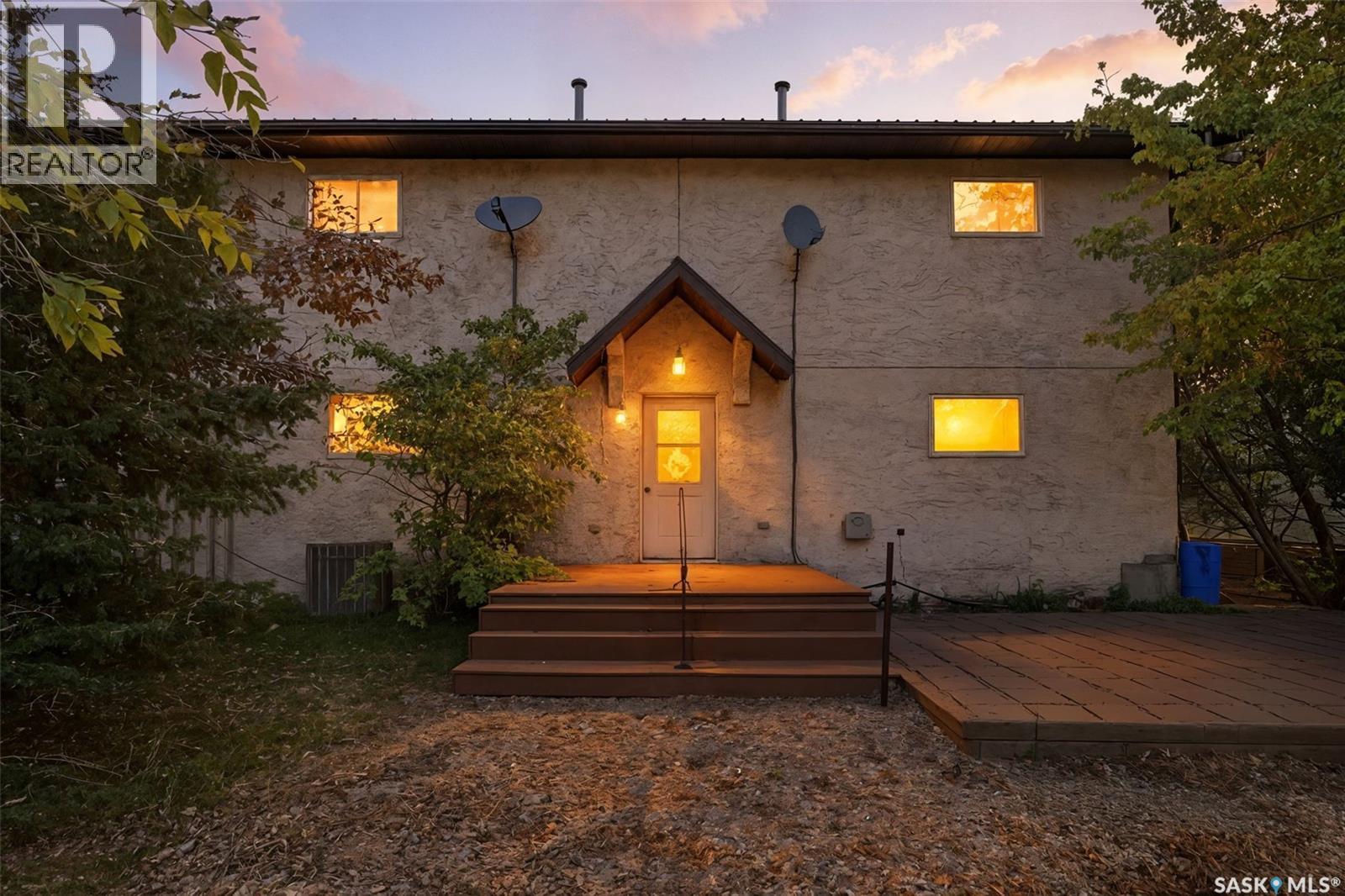 5 412 Lake Avenue, Manitou Beach, SK - Outdoor