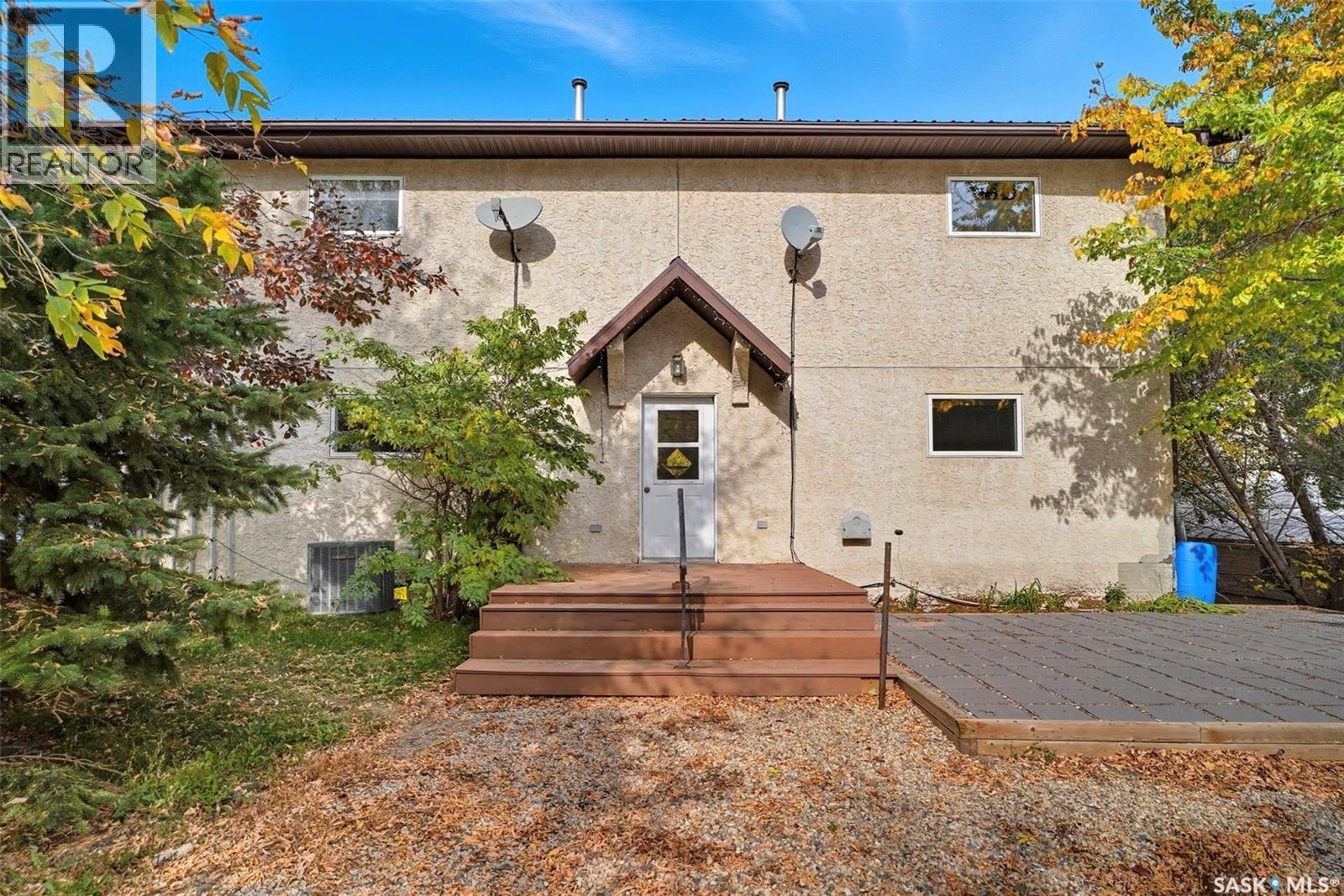 5 412 Lake Avenue, Manitou Beach, SK - Outdoor