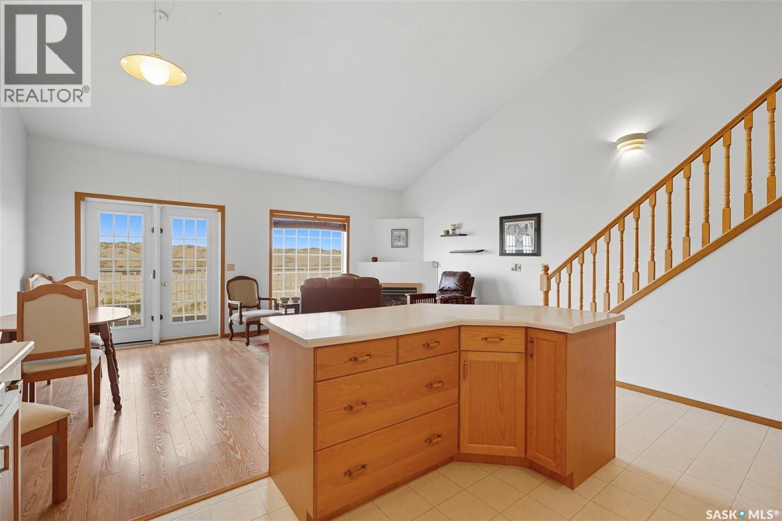 5 412 Lake Avenue, Manitou Beach, SK - Indoor Photo Showing Other Room