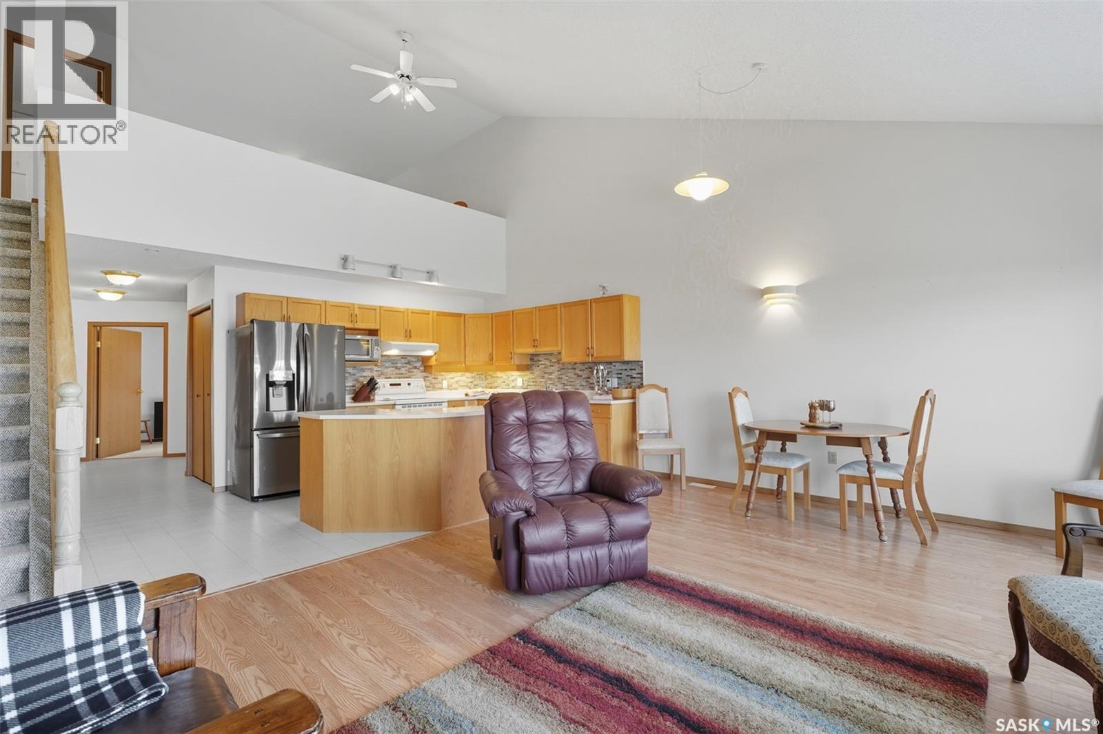 5 412 Lake Avenue, Manitou Beach, SK - Indoor