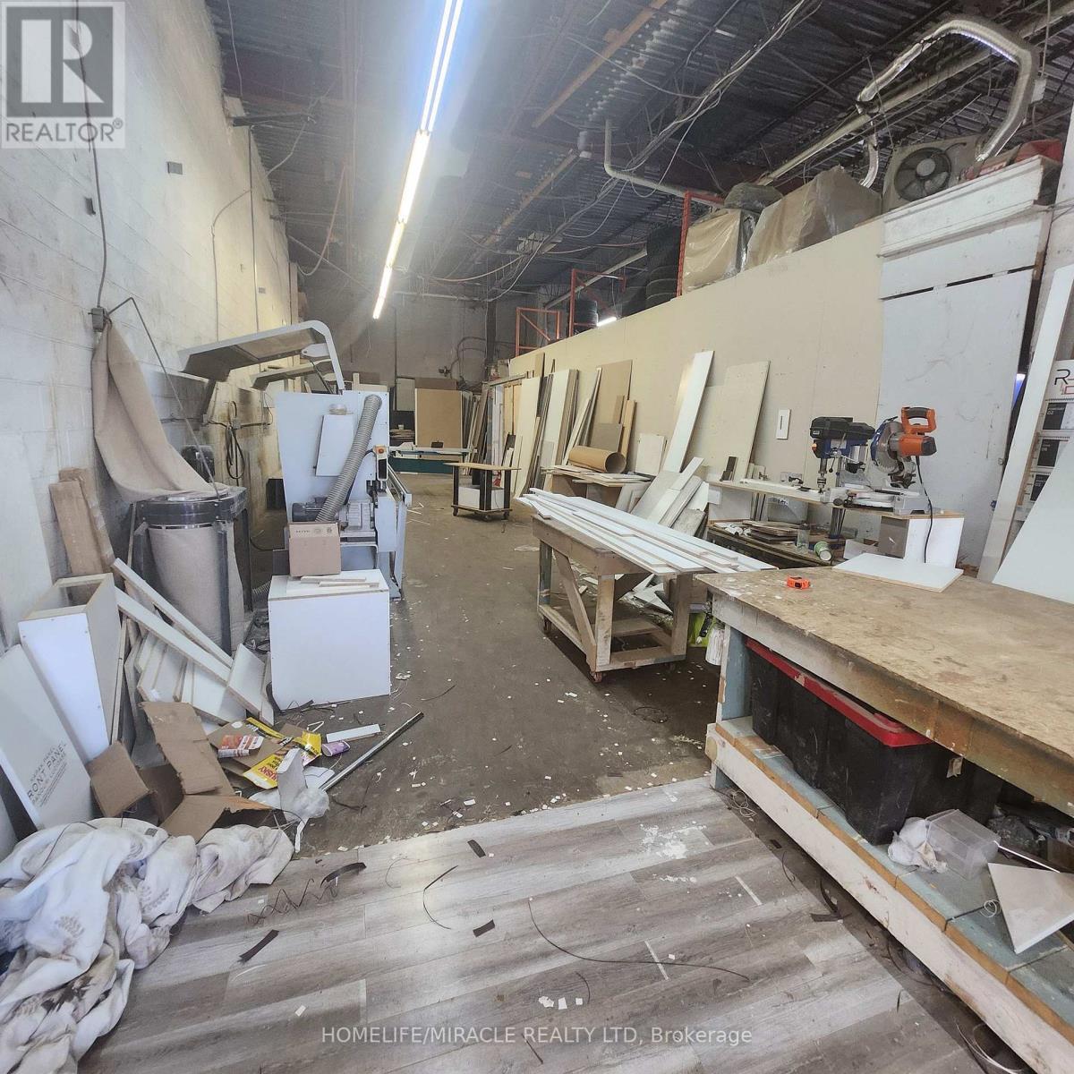 4 - 6720 Highway 7, Vaughan, ON