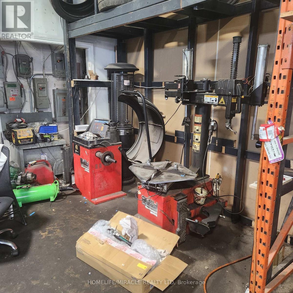 4 - 6720 Highway 7, Vaughan, ON