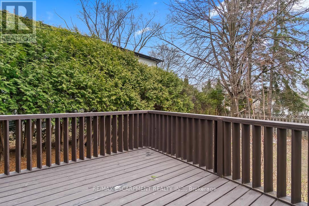 561 Wingrove Crescent, Oakville, ON - Outdoor